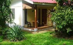 Acacia'S Cottages With Starlink Wifi